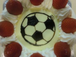 サッカーボールキャラクタケーキ